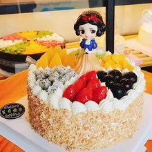 Round Fruit Cake with Snow White Decoration
