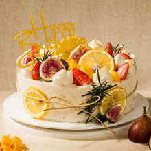 Forest-Style Dried Fruit Decorated Cake