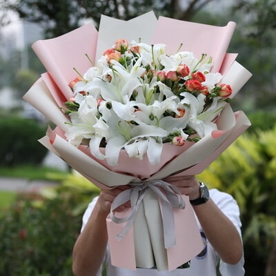 11 Stems of Multi-bloom White Lilies