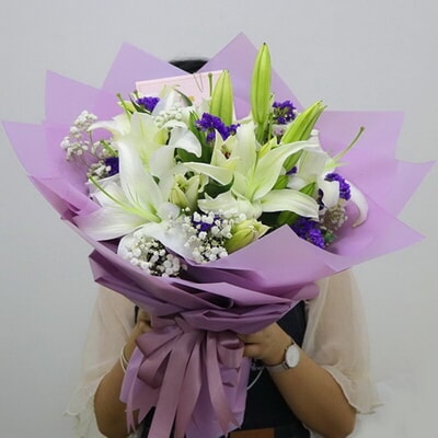 5 Stems of Multi-bloom White Lilies