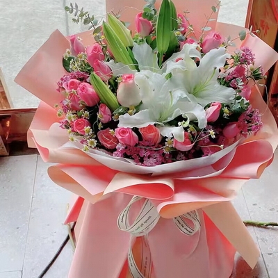 29 Stems of Pink Roses & 2 Stems of Multi-bloom White Lilies