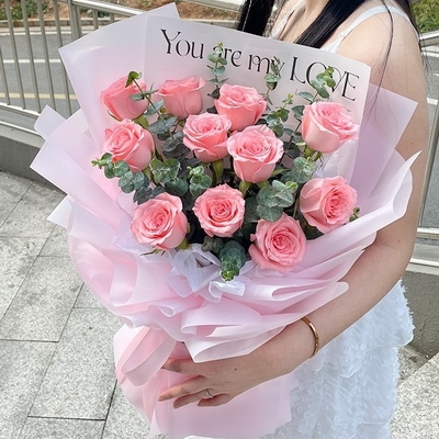 11 Stems of Pink Roses