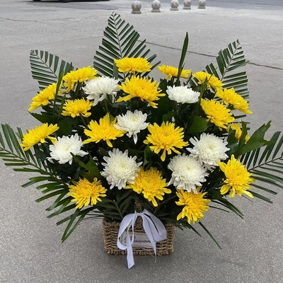 Memorial Tribute Basket