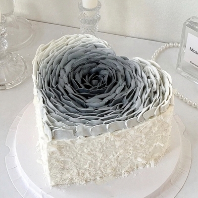 Cool Heart Rose Elegance
