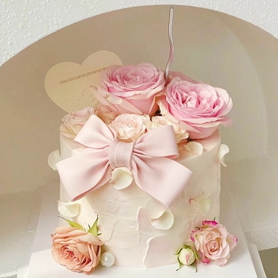 Blossom Years Elegance Cake