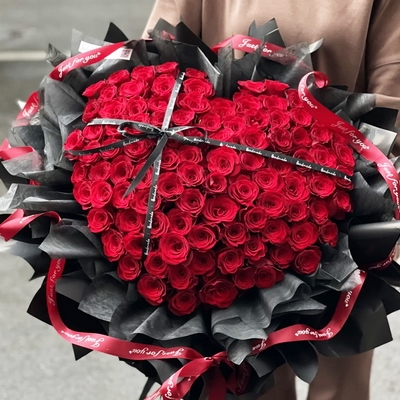 99 Stems of Red Roses in a Heart Shape